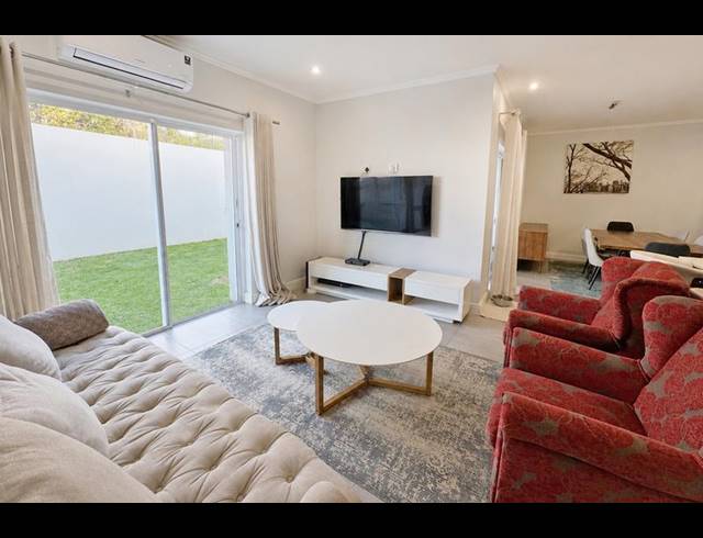 3 BEDROOM HOUSE FOR SALE IN SANDOWN